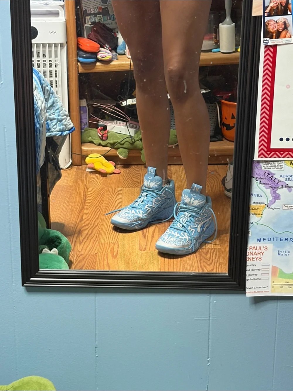 adidas Women's Sky Blue and White Patterned Sneakers